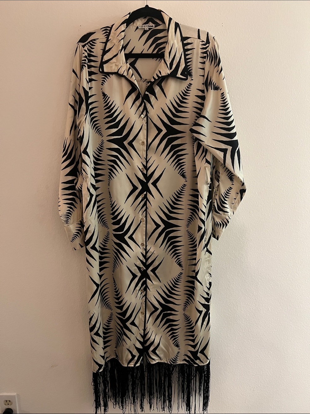 Fashion Nova Black & Cream Boho Print Fringe Button-Up Dress Size 1X